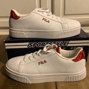 Fila Panache 19 Women’s Shoes (white/red) (Sz 12)